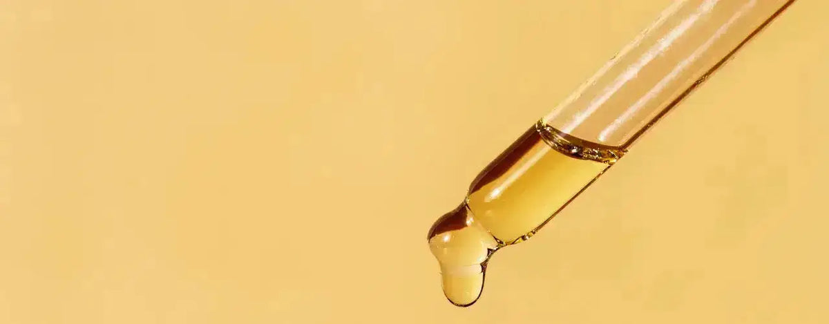 ETERNA ANTI-AGING SERUM: Unveiling the Power of Hyaluronic Acid and Natural Vitamin C