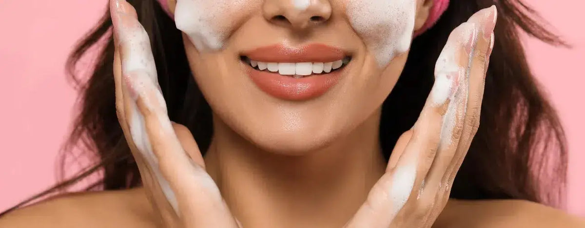 Deep White Face Whitening Gel: Reinvent Your Skin's Radiance