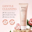BIOAQUA Camellias Anti-Oxidation Gentle Facial Cleanser β 80g photo 3