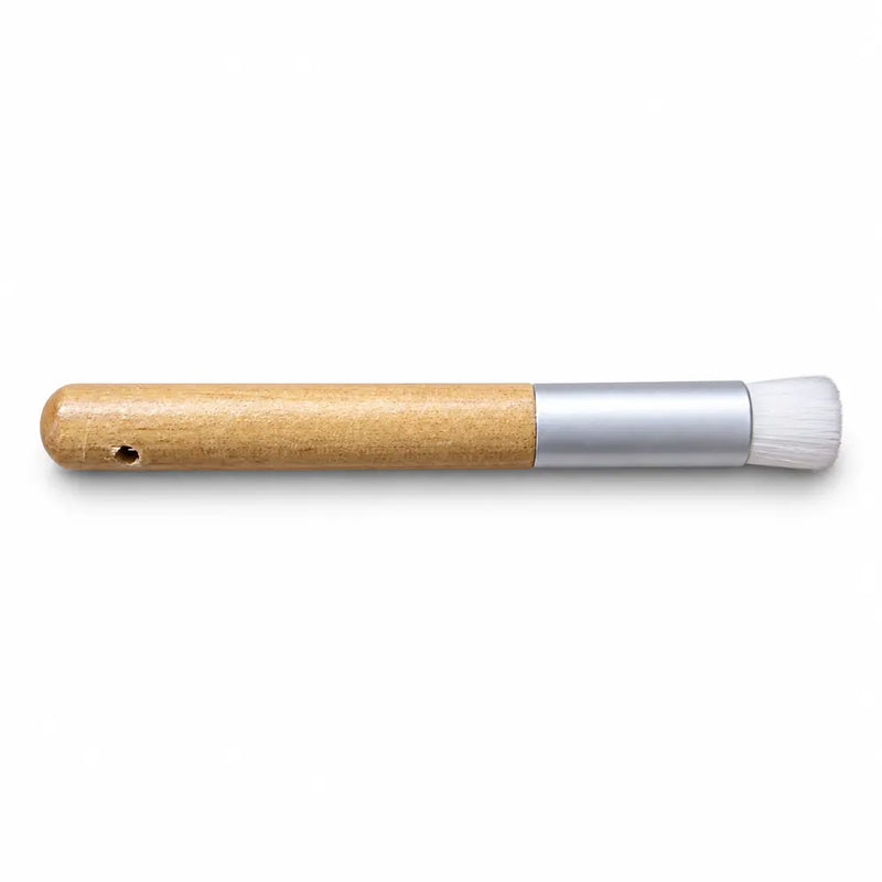 Flat Stippling Brush - Wood Handle Silver Ferrule - 075