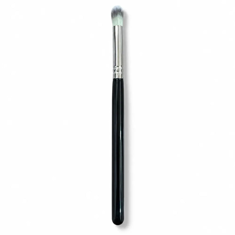 Tapered Concealer Brush - Black Handle Silver Ferrule - 116