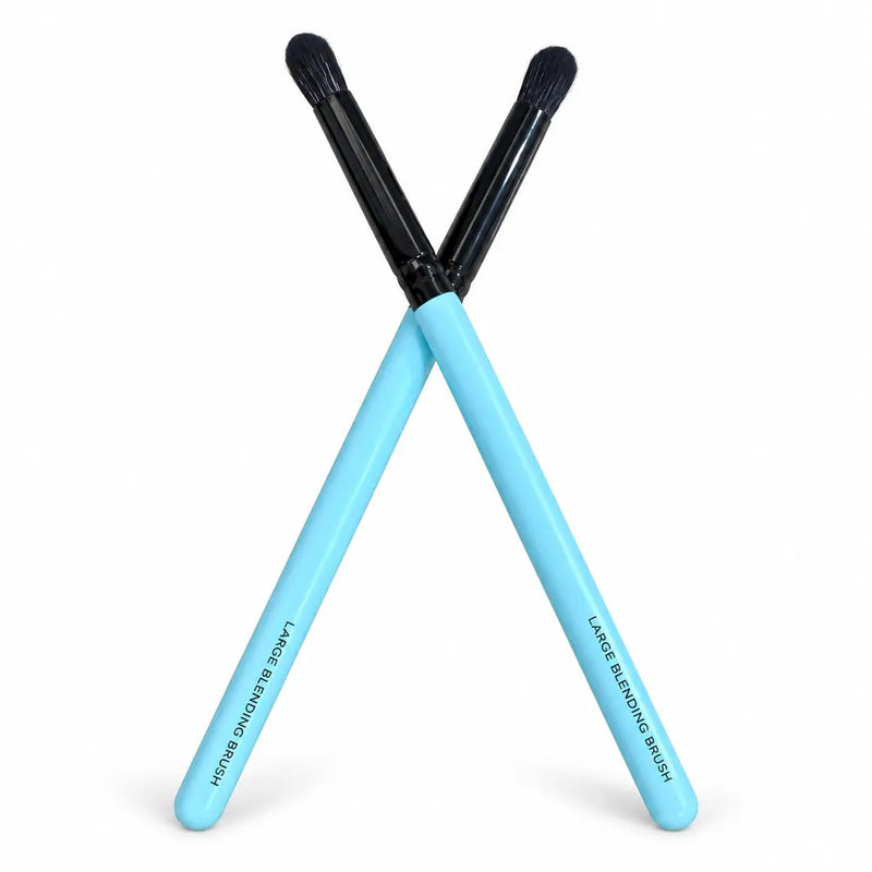 Large Blending Brush - Blue Handle, Black Ferrule (Style 2) - 134