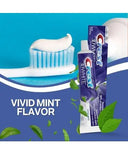 Crest 3D White Vivid Mint Ultra Toothpaste 147g photo 4