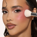 Huda Beauty - Diffusing Cheek Brush photo 3
