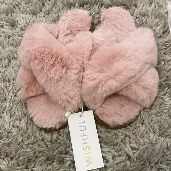 Huda Beauty Wishful Fuzzy Slippers