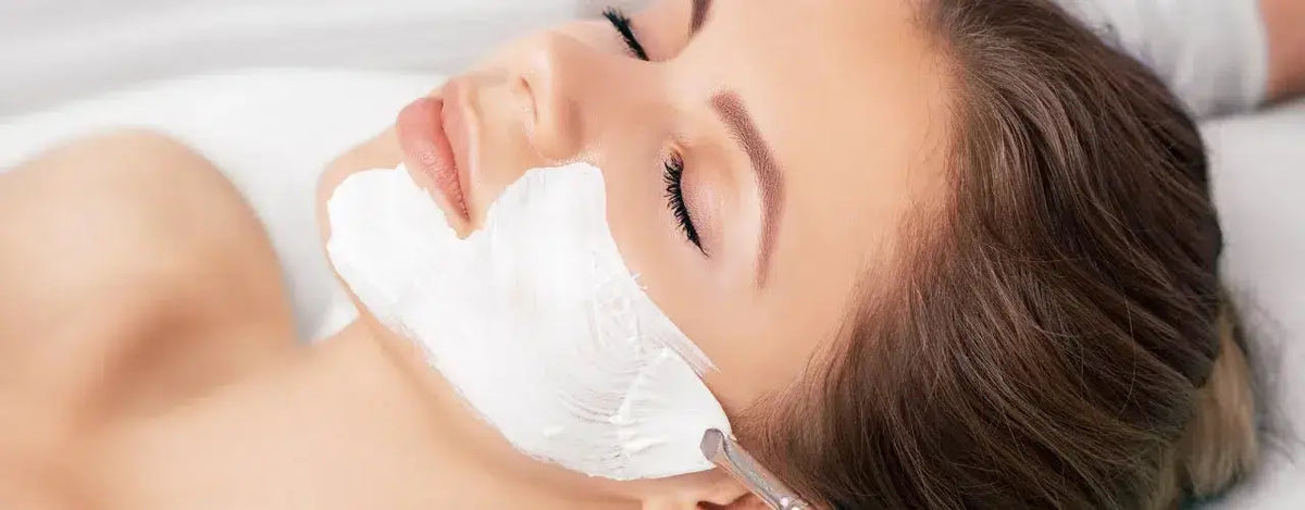 Relumin Face Mask with Aloe Vera Extracts: Nourishing Skincare