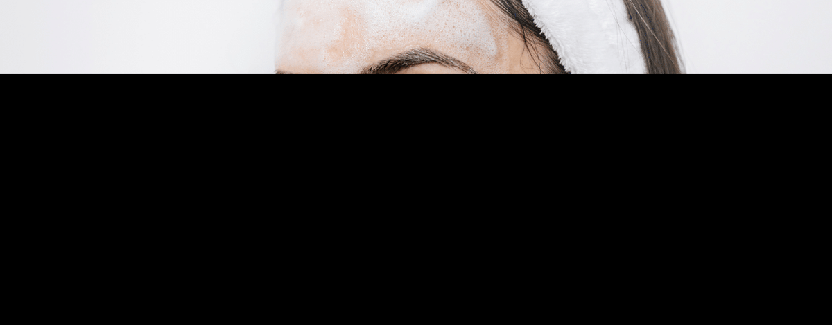 Best Facewash for Acne and Oily Skin: Understanding the Role of Ingredients and Products in Skincare