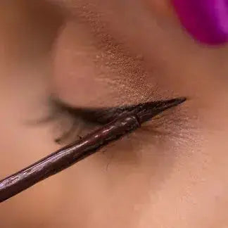 EYE LINER