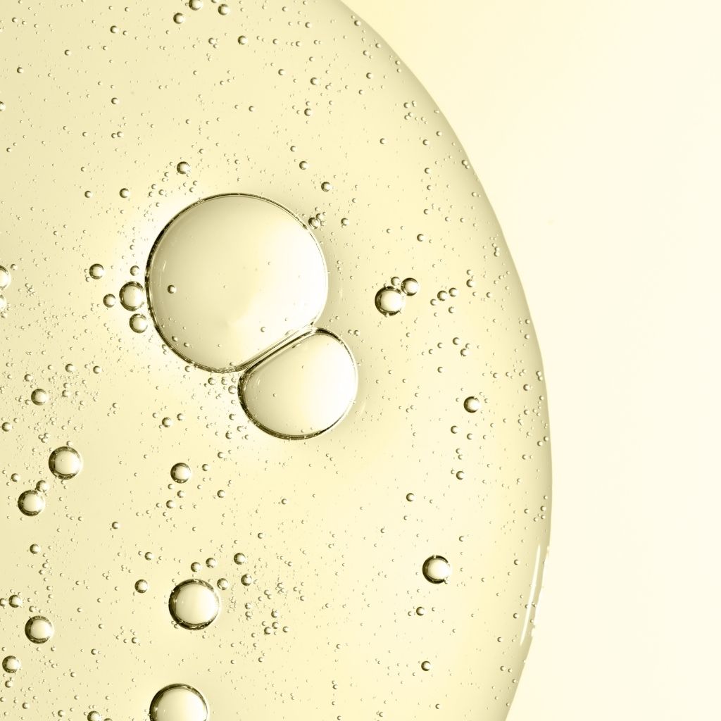 Niacinamide serum for oil control and brightening in Pakistan | Derma.pk