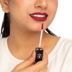 Glow and Glee 304 Hot Kiss Lip Gloss -derma.pk
