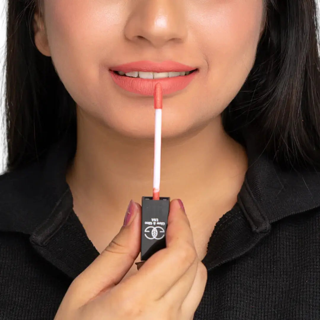 Glow and Glee 309 Night Kiss Lip Gloss - Perfect Nighttime Shine