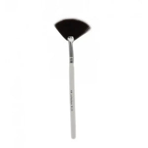 Kr Collection R-23 Fan Brush