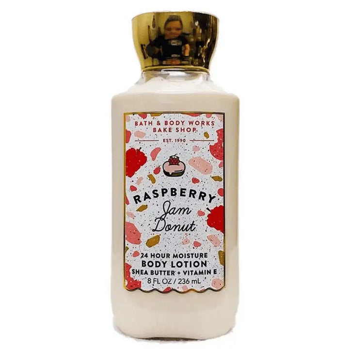 RASPBERRY JAM DONUT SCENTED BODY LOTION BY BATH & BODY 236ml