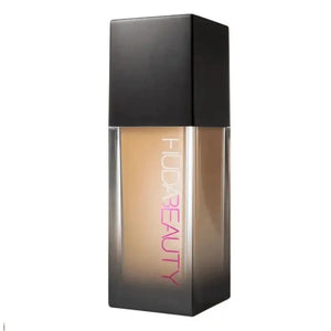 Huda Beauty Fauxfilter Foundation in 35ml #140 Cashew