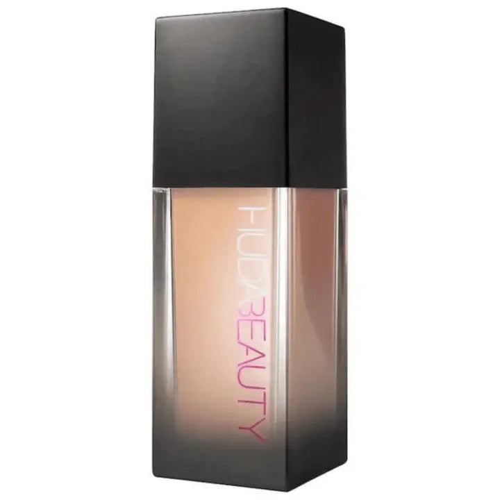HUDA BEAUTY FAUXFILTER FOUNDATION IN SHADE #200 