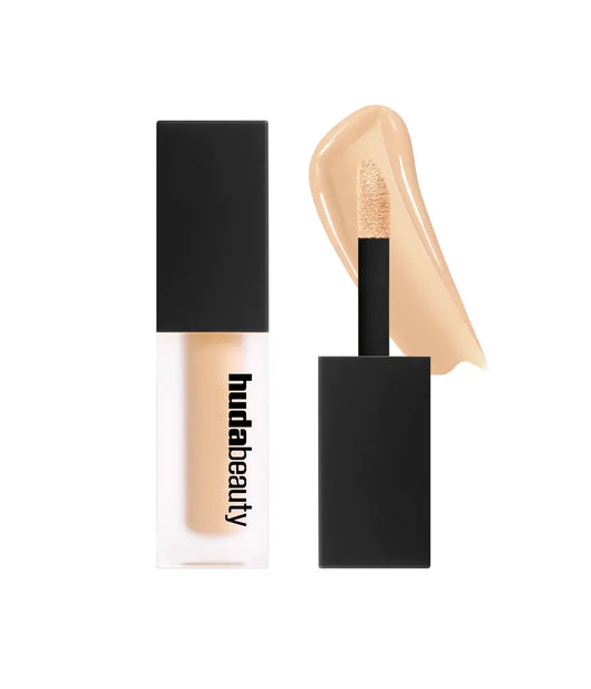 Huda Beauty Mini #fauxfilter Luminous Matte Liquid Concealer 2ml mini – front of packaging