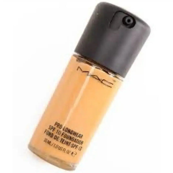 MAC PRO LONGWEAR FOUNDATION IN SHADE NC40 
