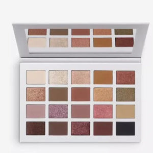 Morphe x Madison Beer Coastal Charm Eyeshadow Palette