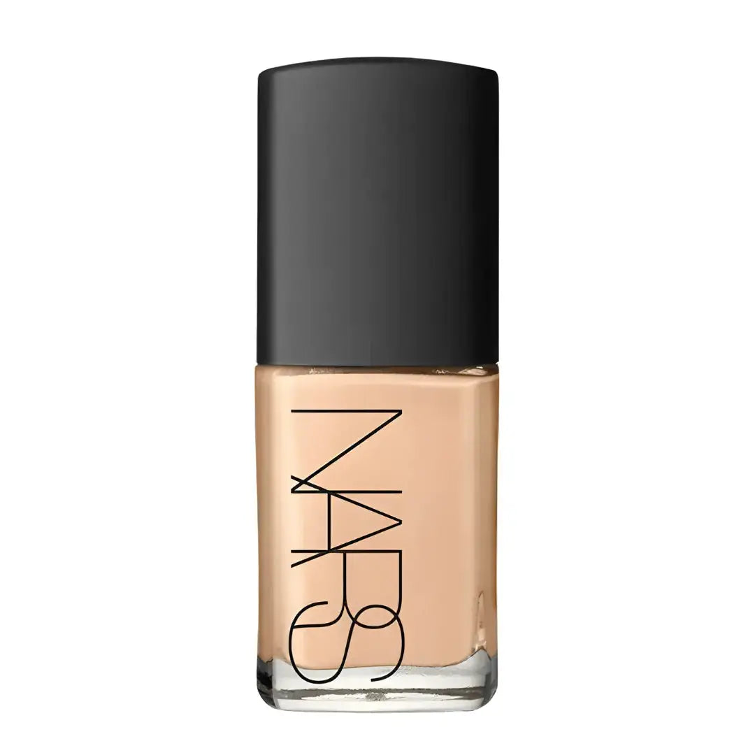 NARS Natural Radiant Longwear Foundation Santa Fe Medium 2 30ml — shade swatch