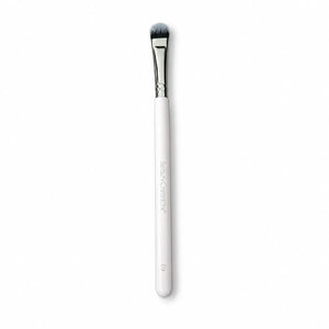 Beauty Creations 09 Flat Concealer/Eyeshadow Brush - White Handle Silver Ferrule - 108