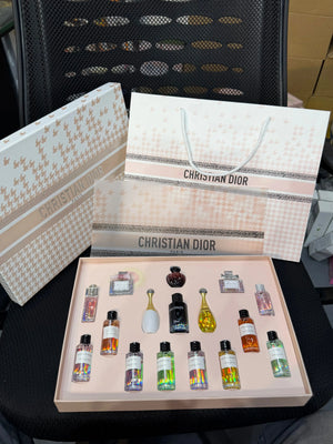 Dior 16-in-1 Perfume Gift Set