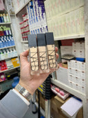NARS Natural Radiant Longwear Foundation photo 5